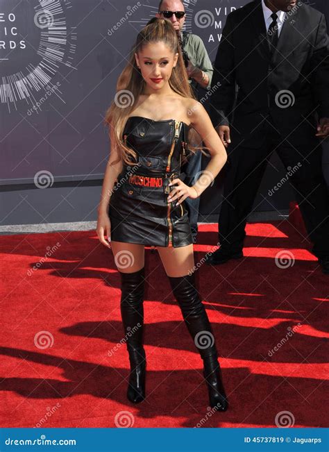 ariana grande sexy photos|20 of Ariana Grandes most daring looks